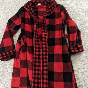 Secret Treasures Robe